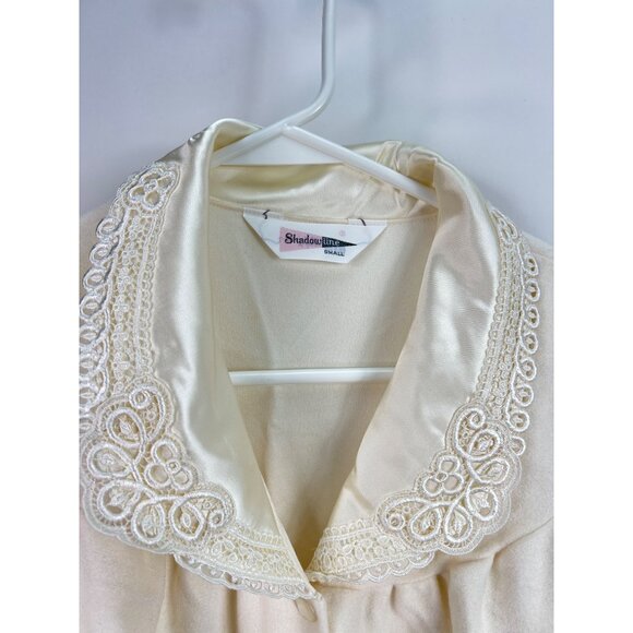 VTG Shadowline Cream Button-Down Robe Housecoat Lace Collar & Pockets Small - Picture 2 of 7